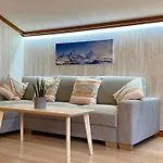 Cloud No3 Schweizer Chalet-wohnung Mit Zentraler Klimaanlage Διαμέρισμα Matten bei Interlaken