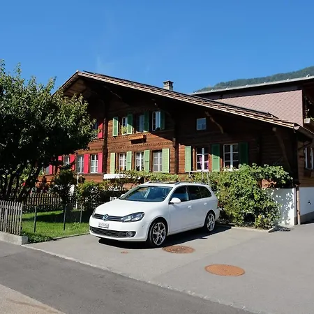 Cloud No3 Schweizer Chalet-wohnung Mit Zentraler Klimaanlage Matten bei Interlaken