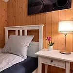 公寓 Cloud No3 Schweizer Chalet-wohnung Mit Zentraler Klimaanlage Matten bei Interlaken